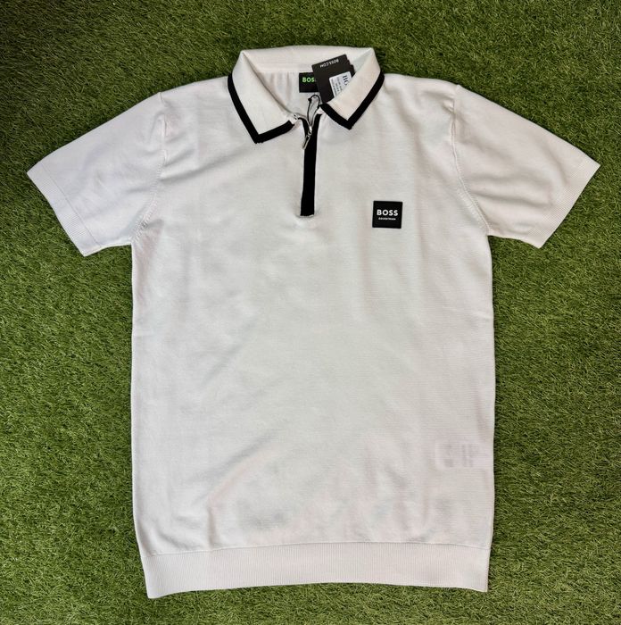 Тениска Hugo Boss с яка