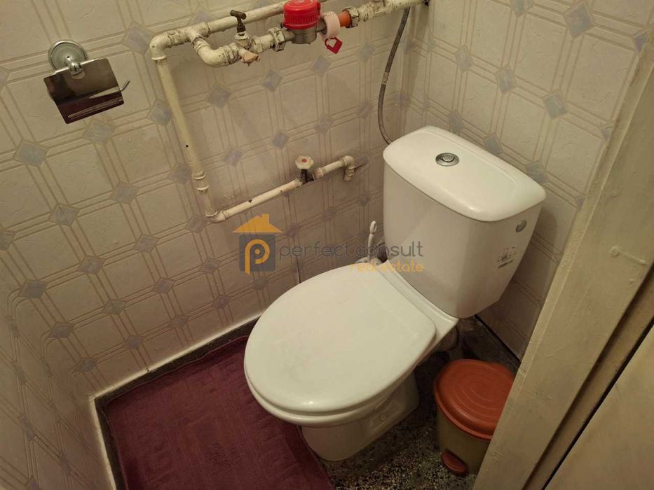 Продава се Тристаен апартамент в Пловдив, Въстанически - 82 кв.м за 1232 €/кв.м - Снимка #12