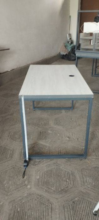 Офисный мебель и кресло
