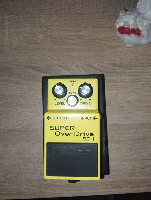 педаль эффектов boss sd1