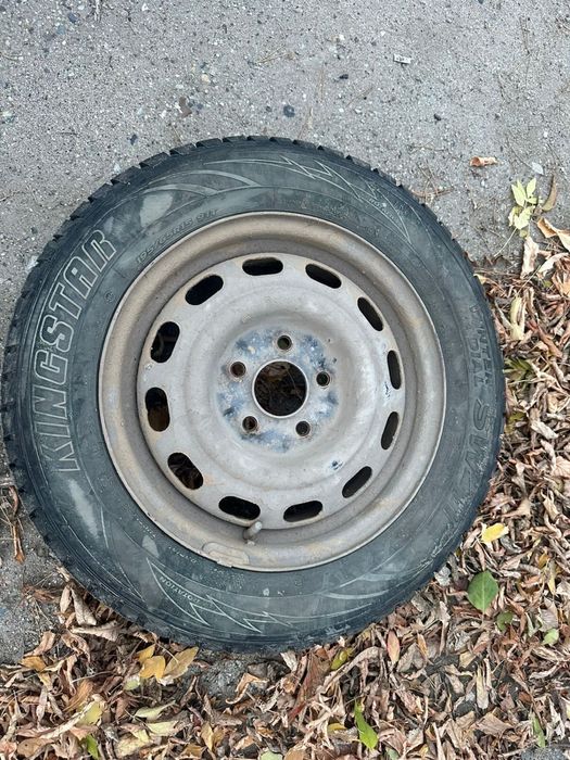 Шины зимние.