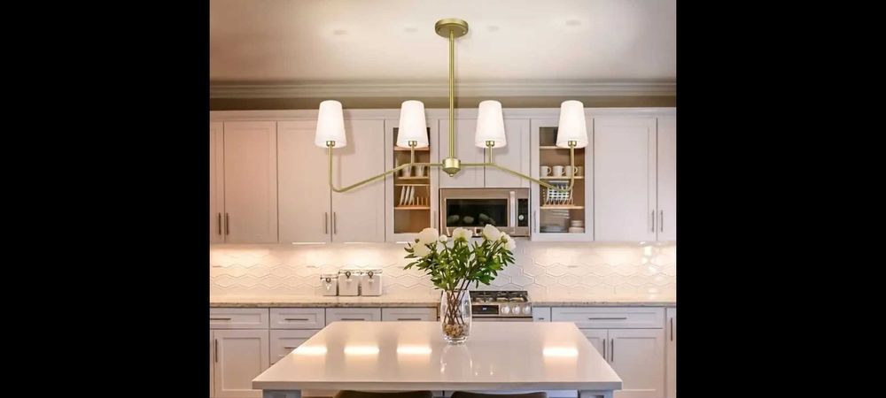 Люстра стильная, модная.