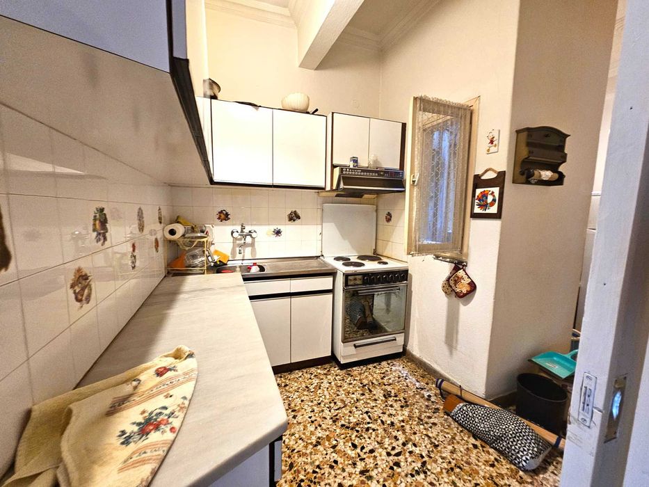 ПРОДАВА се апартамент 100кв.м. в Timios Stavros на Кавала (код 8074)