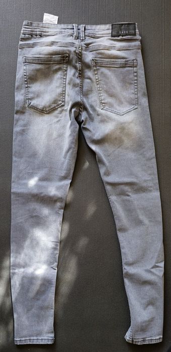 Три чифта дънки на промо цена 62лв.