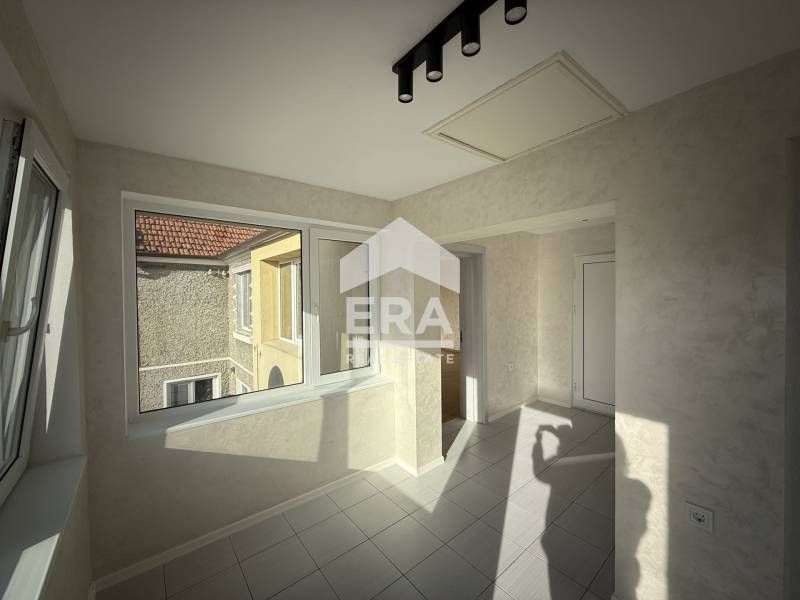 Двустаен, завършен до ключ апартамент за продажба, юг/запад, в близост