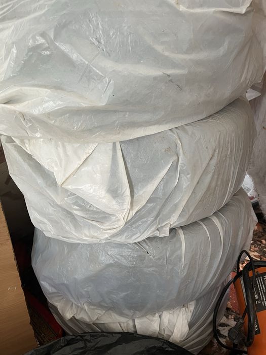 Продам шины 18размера новые