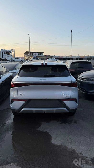 BYD Yuan Plus 5 pozitsiya Full