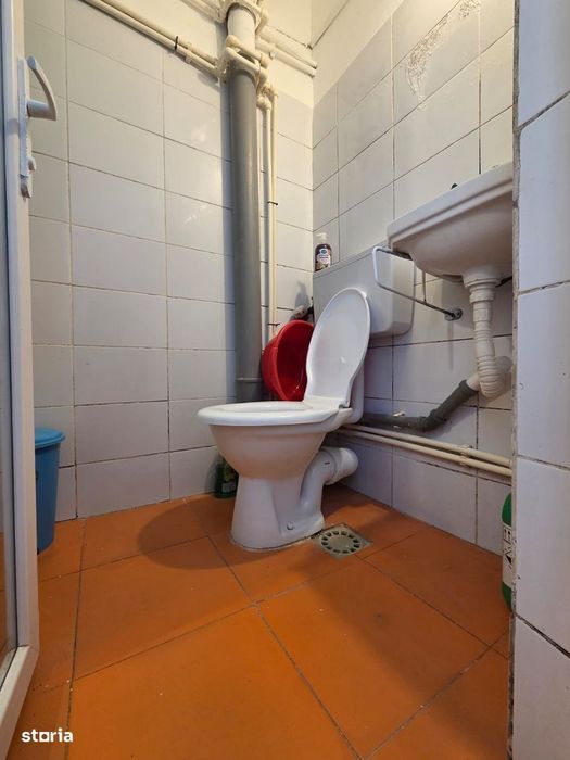 GARSONIERA 10mp, PENNY-POLITIE, etajul 3 din 4,( Zona cu acces ușor)