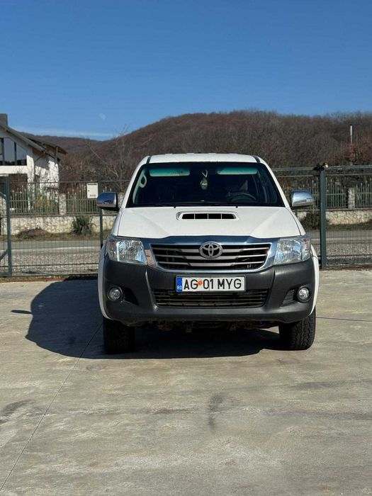 Vand Toyota Hilux 2013