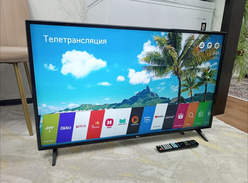 Телевизор LG Смарт 4k UHD.