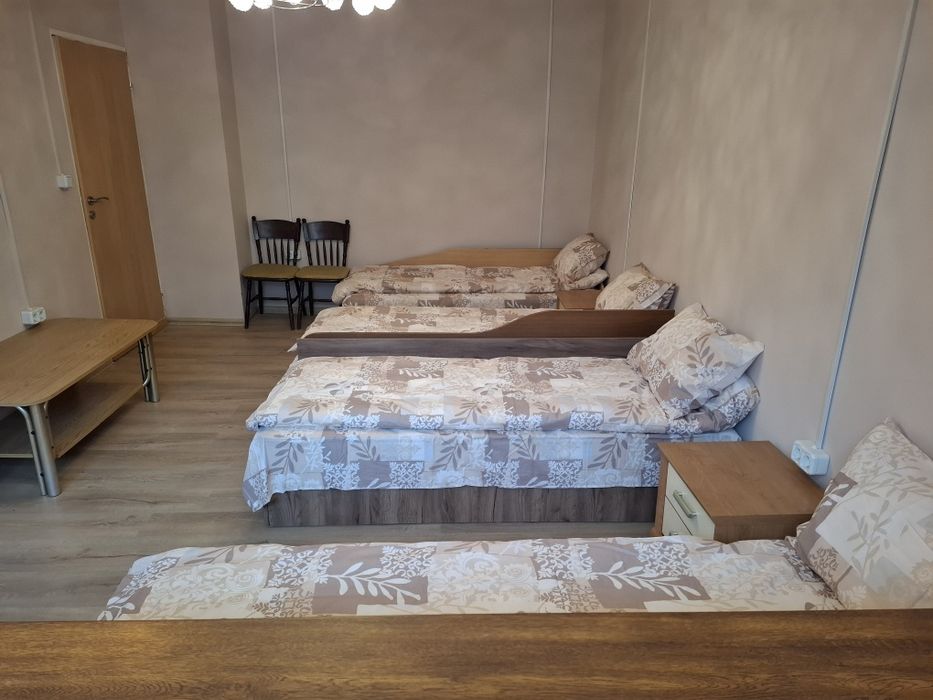 Самостоятелен апартамент,нощувки за 3-4-ма работници Надежда 2