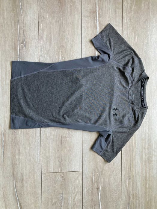 Under Armour Compression Heatgear мъжка еластична тениска размер S M