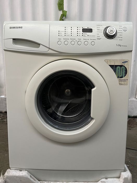Стиральная машина Samsung WF6528N7W, 5.2 кг