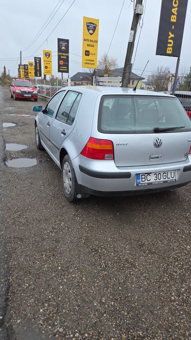 Golf 4 1.6 benzina