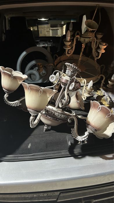 2 люстру за 30000