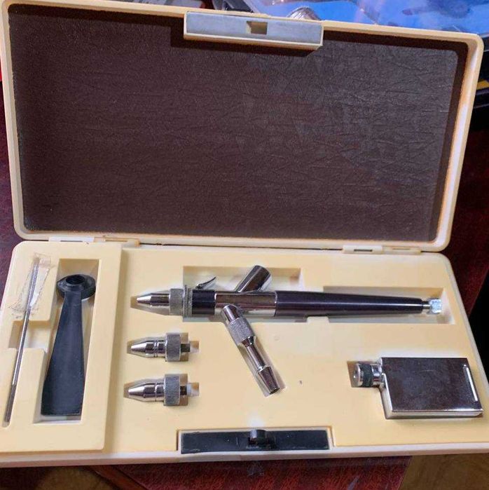 Аэрограф "Этон" для кулинарии и сборных моделей