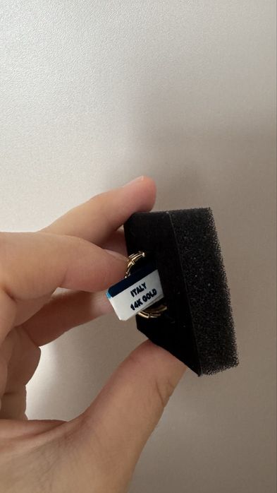 Продам золотое кольцо