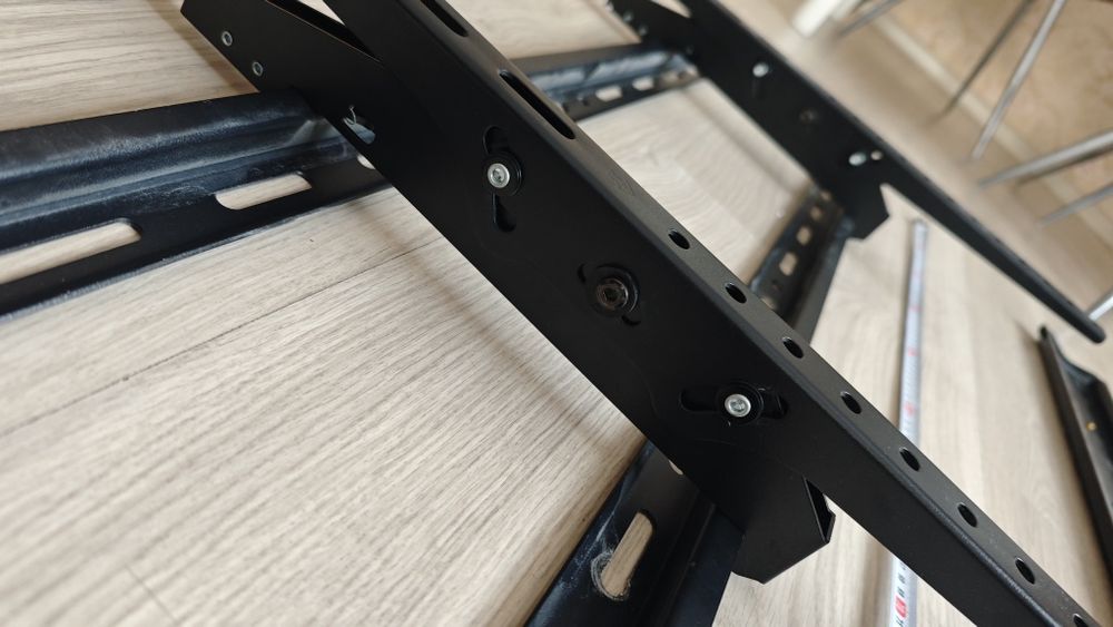 Кронштейн для телевизора, крепление на стену