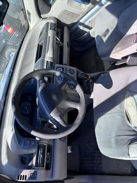 Ланд Роувър фрилендър 3 вр 1.8 бенз на части 2001 год