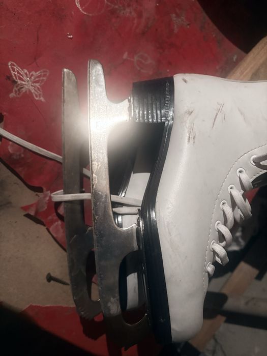 Коньки для катания белый