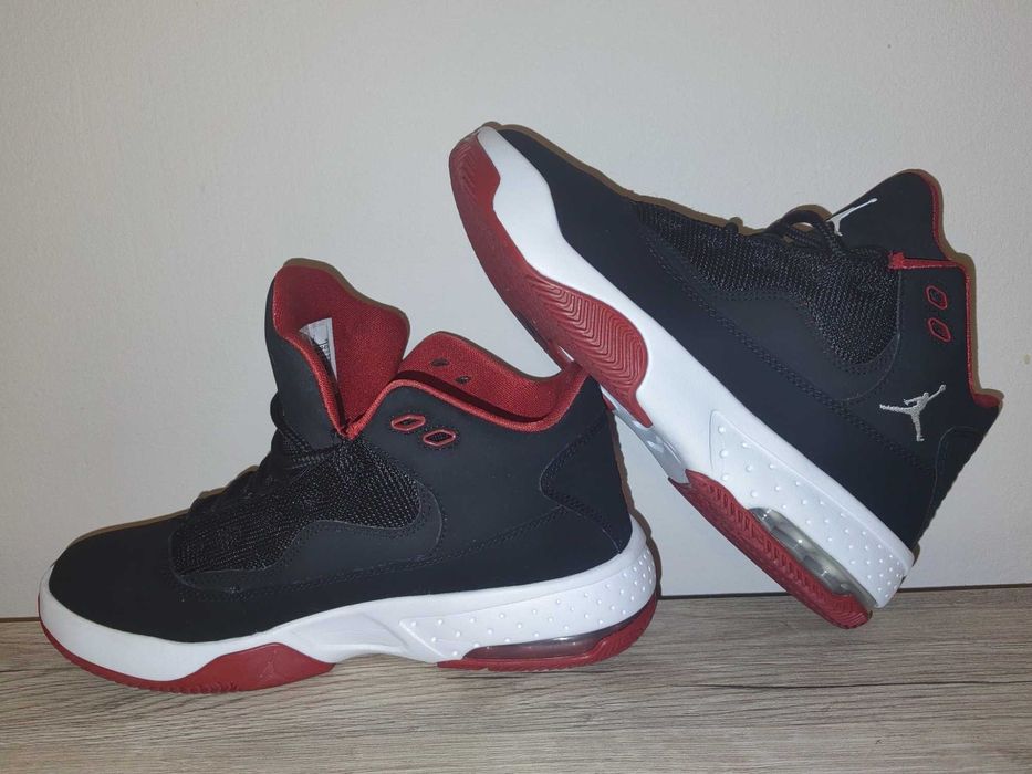 Jordan Max Aura 2 - ca noi