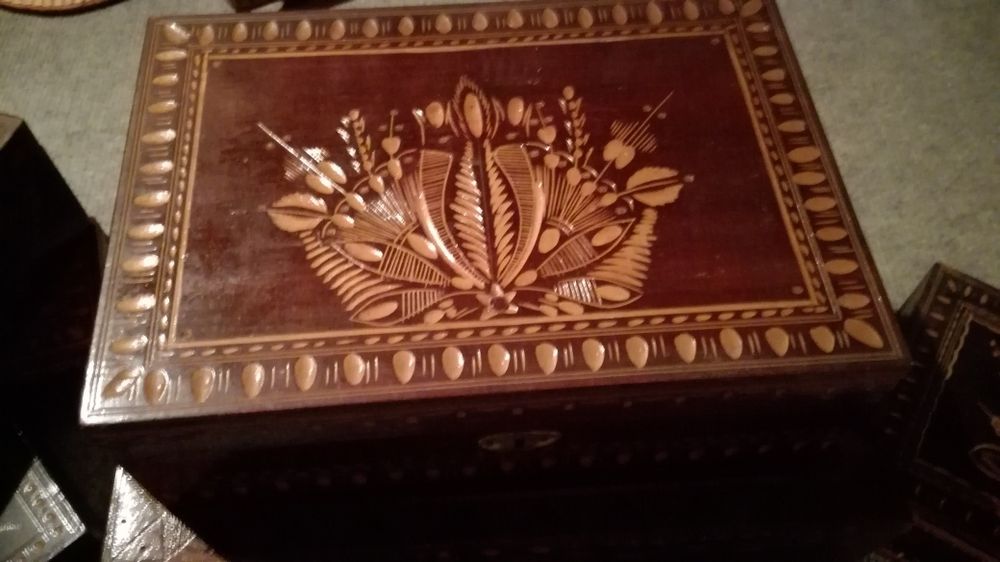 Cutii artizanat romanesti din lemn anii 70