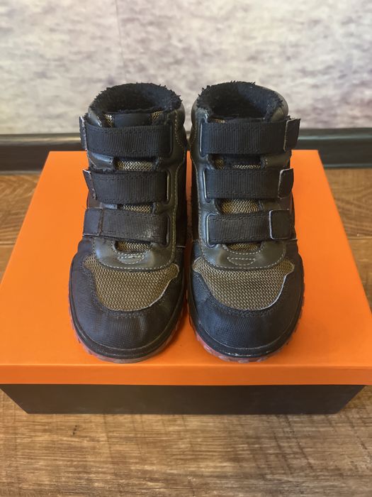 Ботинки на мальчика (31 размер)