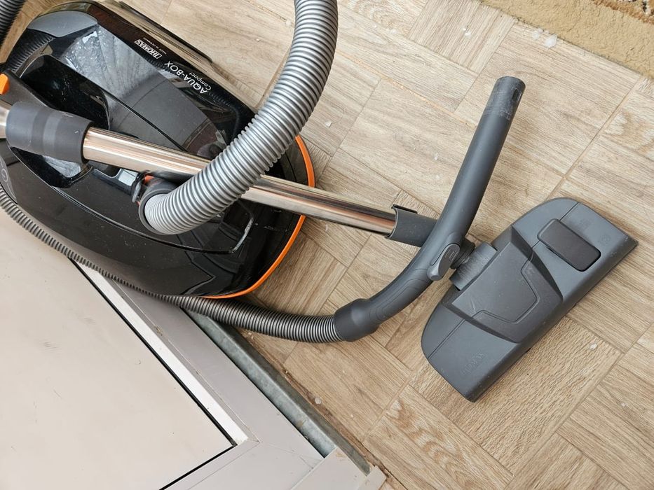 Моющий пылесос томас аква бокс