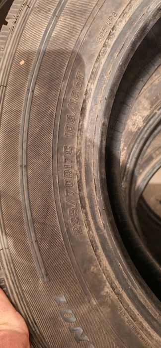 Cauciucuri de iarna 225 70 17 c-uri