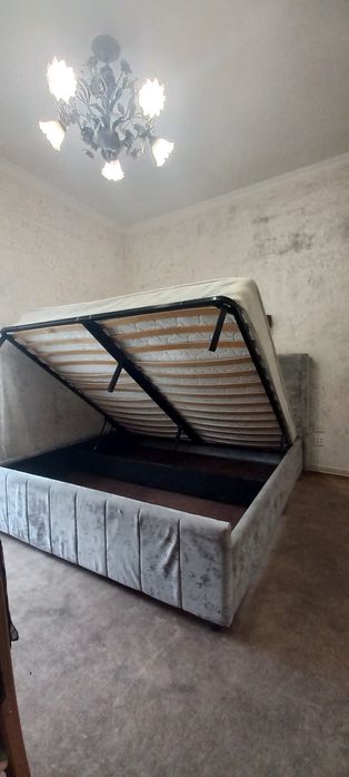 Продам кровать в отличном состоянии.