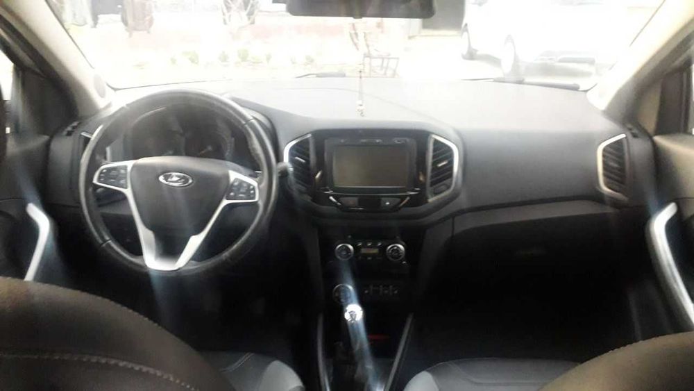 LADA XRAY CROSS srochno sotiladi