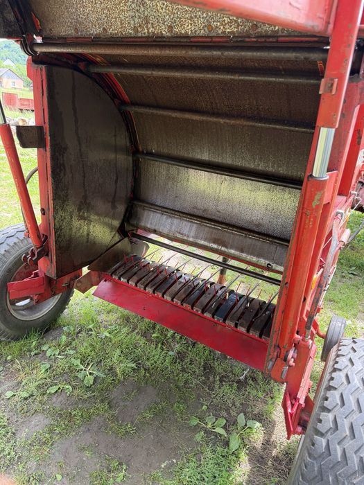 Presa de balotat rotunda Krone Kr 120