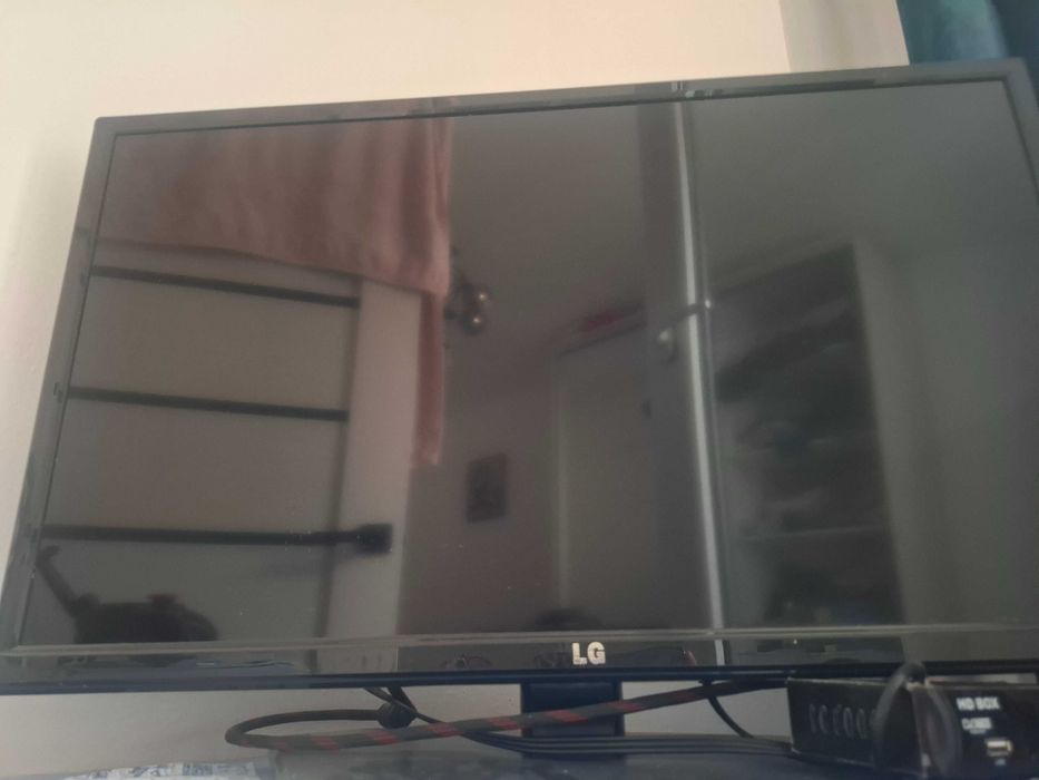 телевизор  LG 29 led