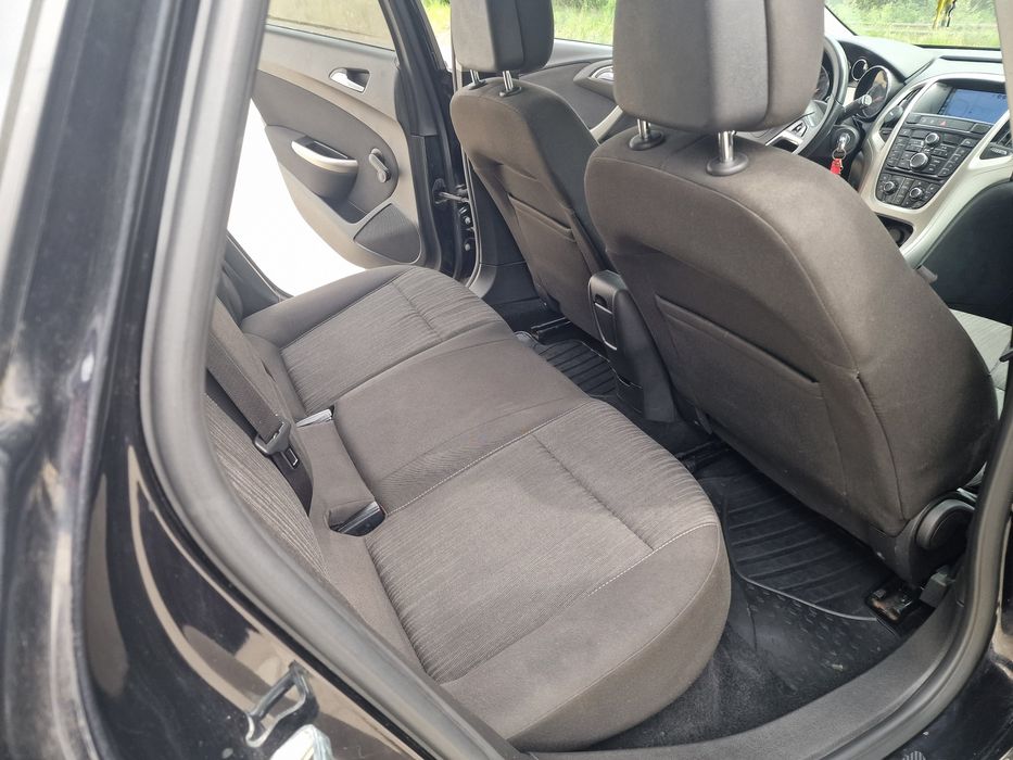 Opel Astra J 1.7 CDTI, 110 CP