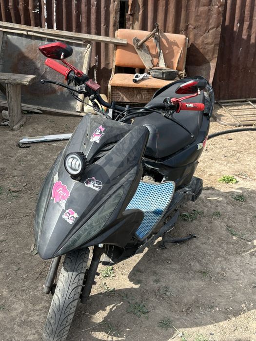 Мопед на ходу стант лия мотор