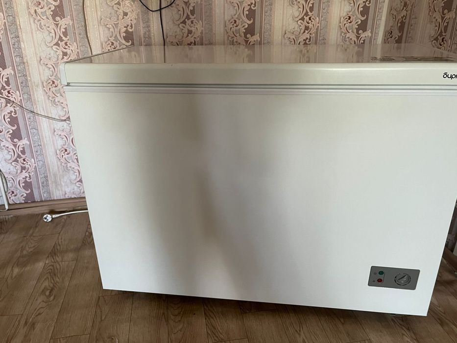 Продаю морозильник новый