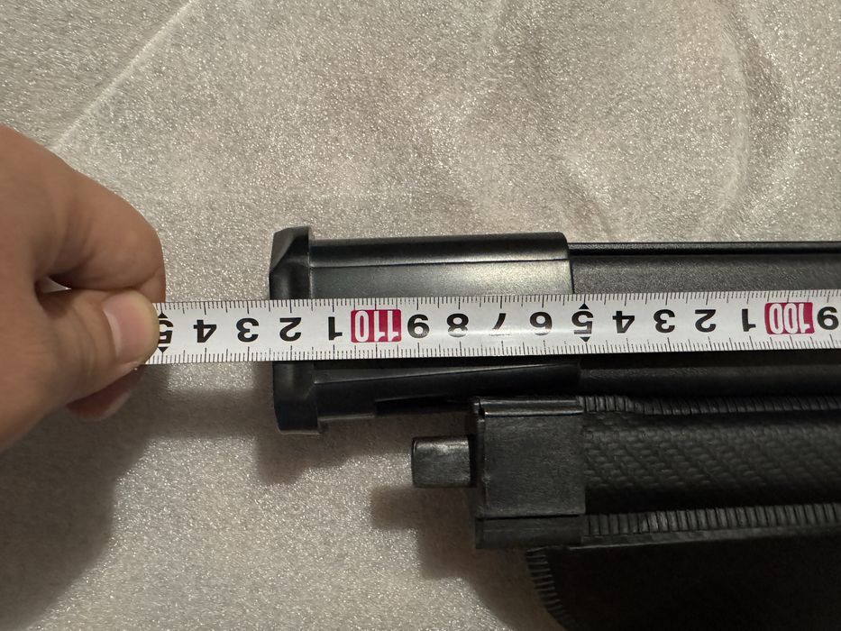 Шторка багажника для автомобиля