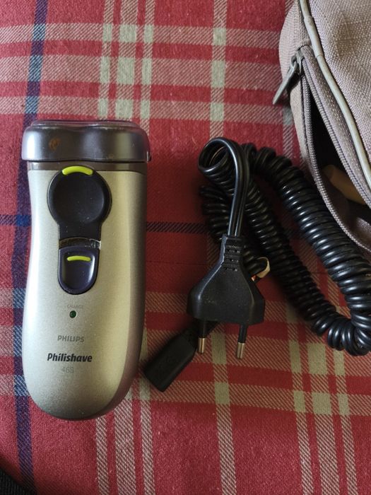 Продам электро бритву