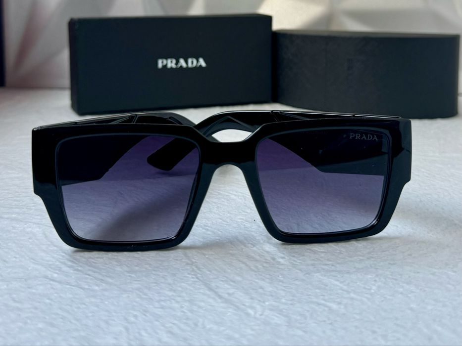 Дамски слънчеви очила правоъгълни 2 цвята