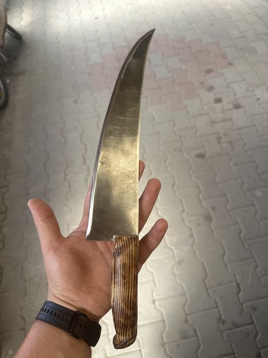 Cutit lucrat manual din pânză de circular