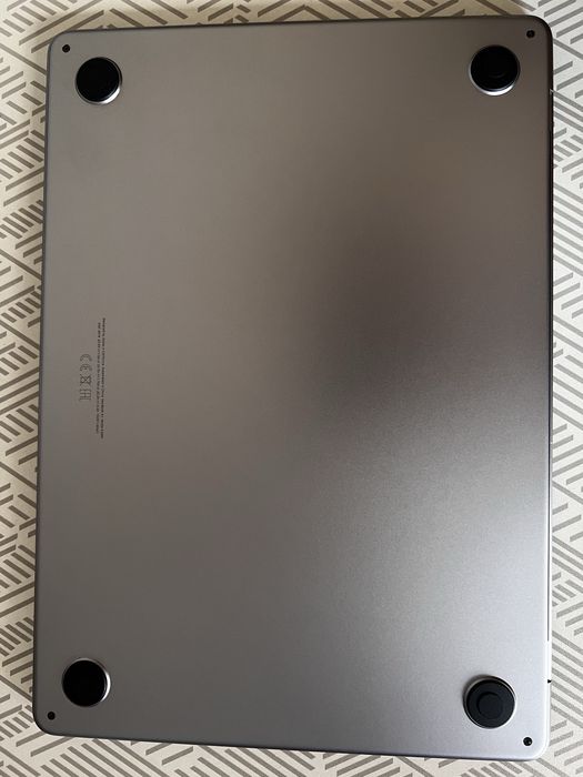 Macbook air m2 2022 256gb 13inch