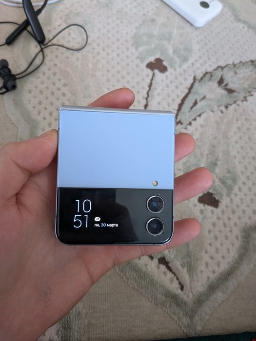 Самсунг Z Flip 4 256гб