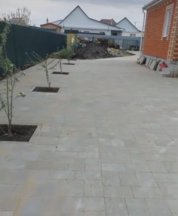 Укладка брусчатки и асфальт