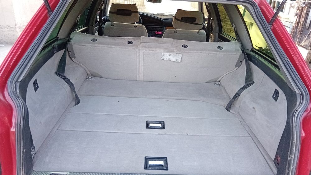 Продаю ауди с4 универсал