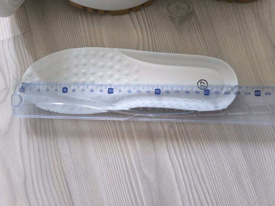 Маратонки 36 номер