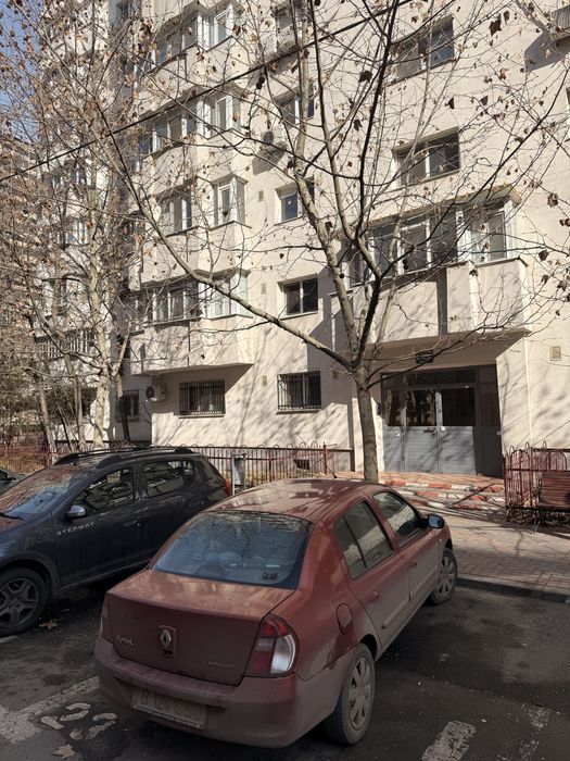 4 camere mall vitan direct proprietar