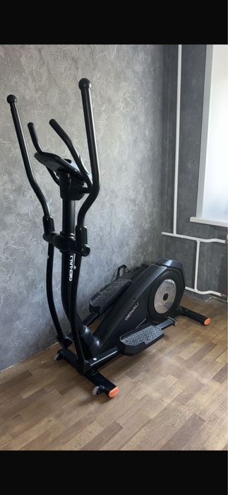 Продам эллиптический тренажер