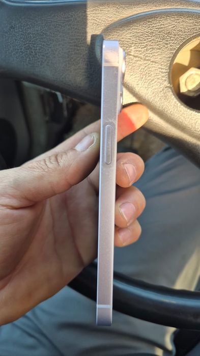 Продам айфон 14 256