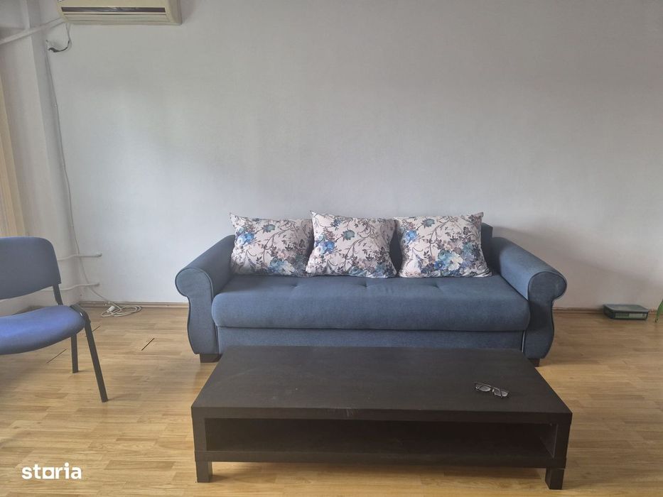 Apartament 3 camere zona Calea Calarasilor
