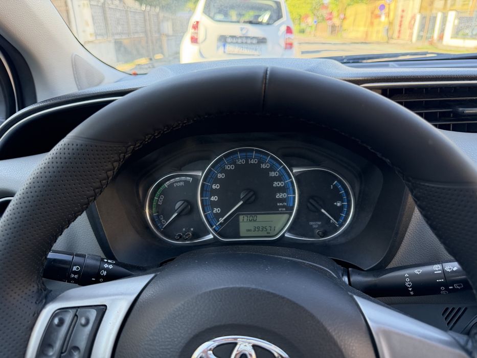 Toyota yaris hibrid